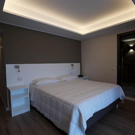 Onorati Hotel Priverno Εξωτερικό φωτογραφία